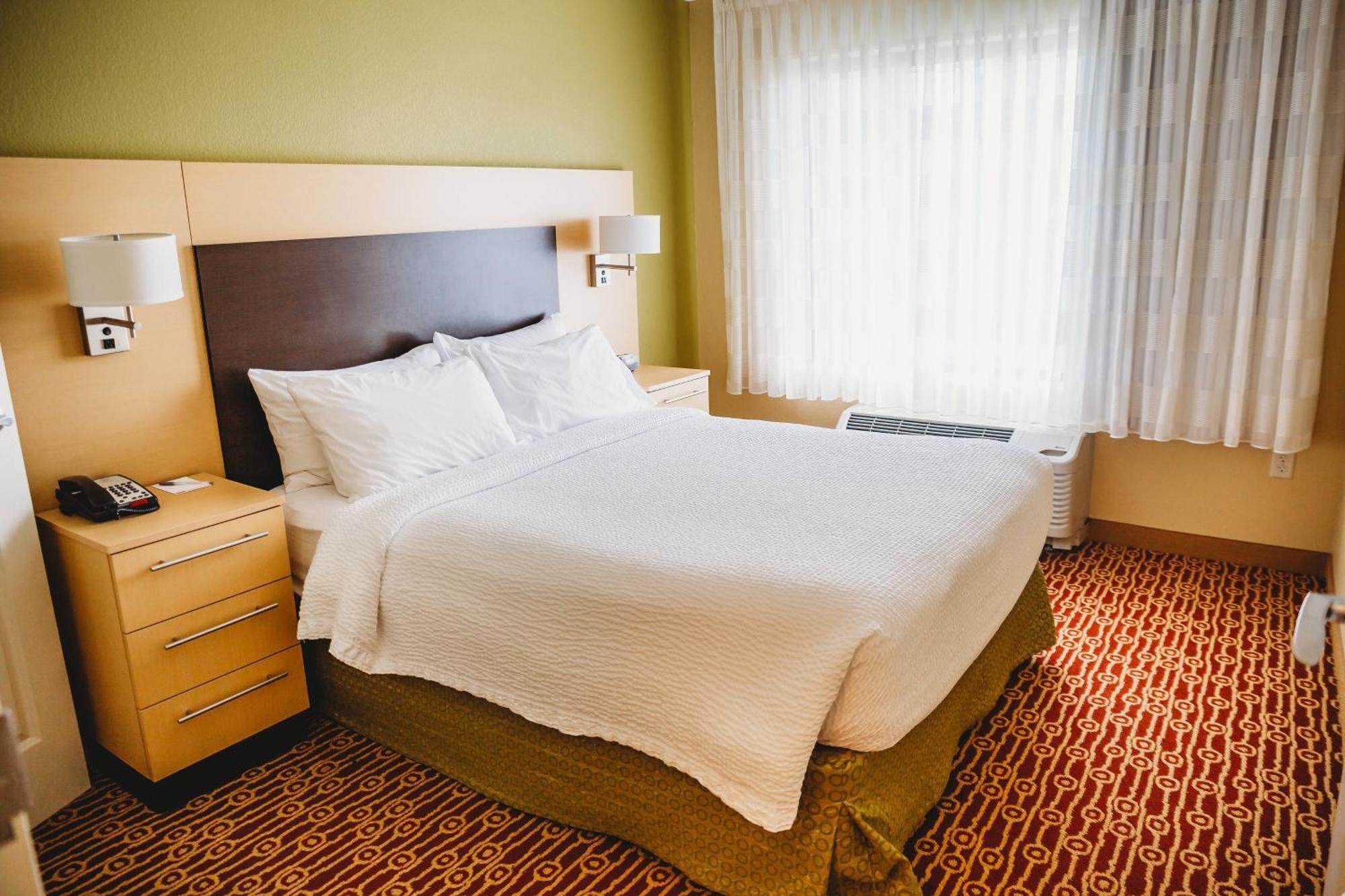 Towneplace Suites By Marriott Aberdeen Melrose Addition Exteriör bild
